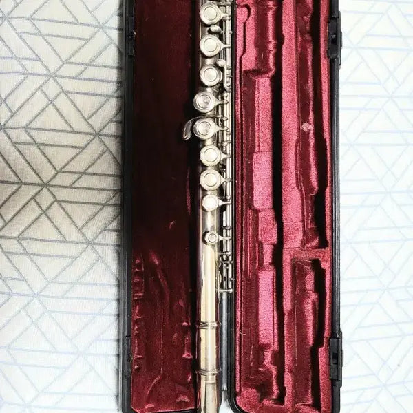 [BUNJANG] Yamaha Flute with Case / 플루트 케이스 포함
