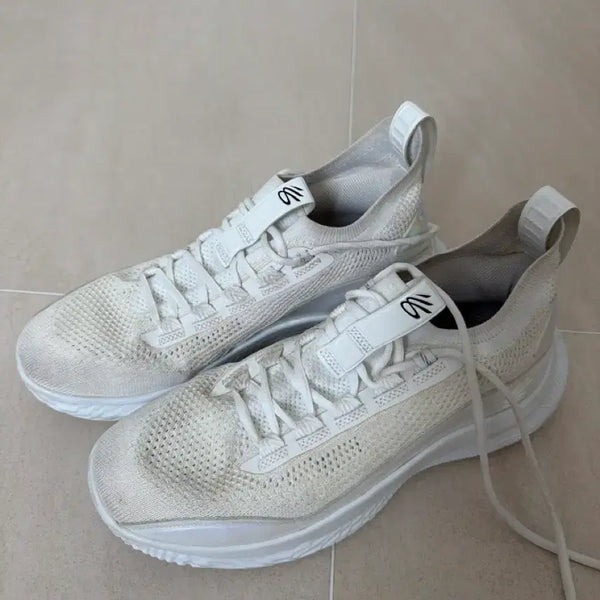 [BUNJANG] Under Armour Curry 8 Flow White 290mm / 커리8 플로우 화이트 색상 290mm