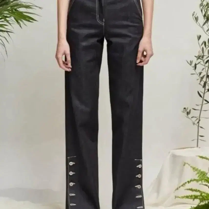 [BUNJANG] LOW CLASSIC Button Selvedge Denim Jeans / 로우클래식 버튼 셀비지 데님