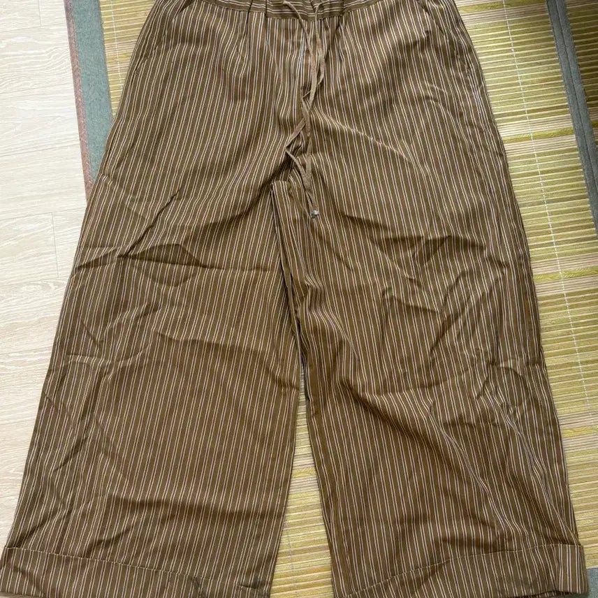 [BUNJANG] Brown Stripe Banding Pants / 브라운 스트라이프 밴딩 팬츠