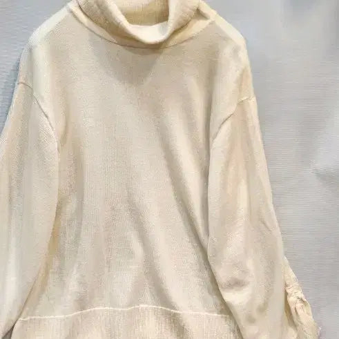 [BUNJANG] Mila Owen 100% Wool Turtleneck Knit / 밀라 오웬 양모100%터틀넥  니트입니다