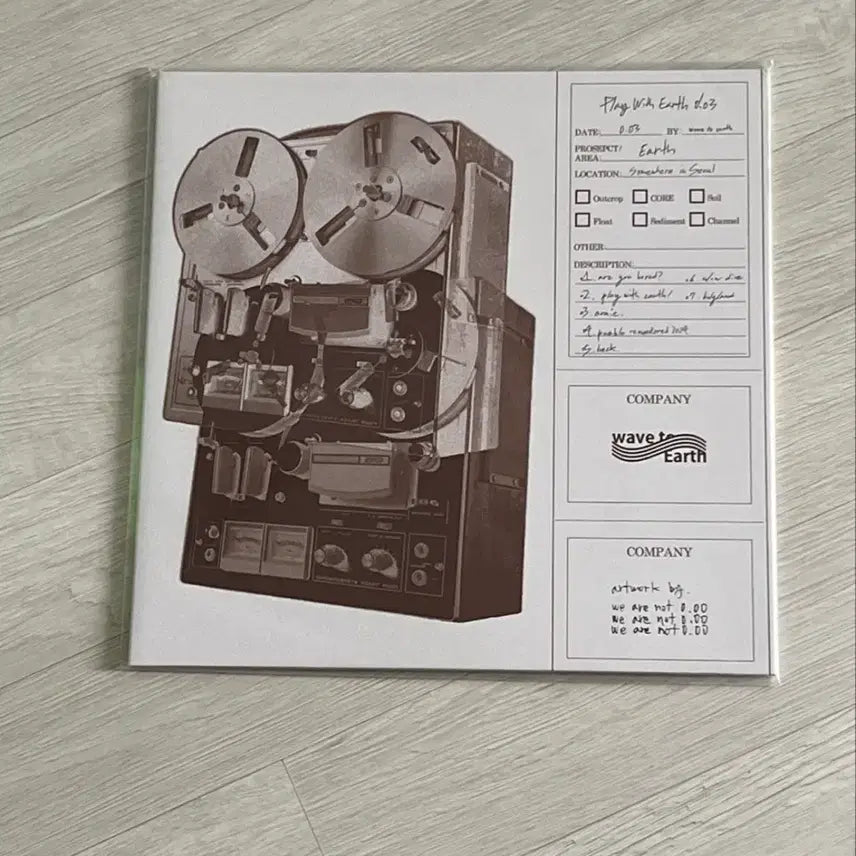 [BUNJANG] Wave To Earth 0.03 LP Ivory Sealed / 웨이브투어스 0.03 LP 미개봉 핑크컬러
