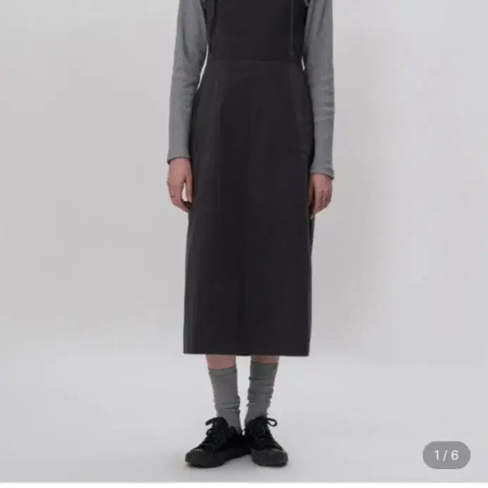 [BUNJANG] Dummyton Eyelet Strap Dress Charcoal / 더미튼 아이렛 스트랩 원피스 차콜