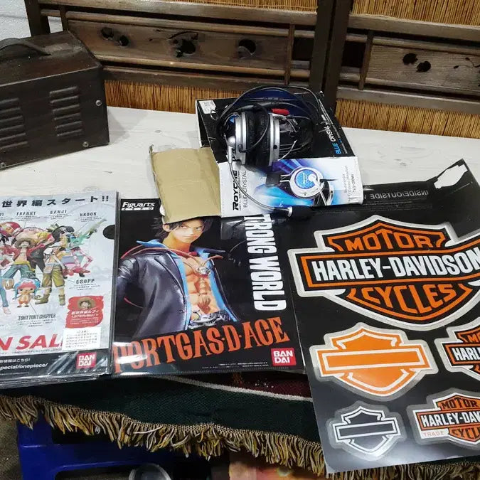 [BUNJANG] One Piece / Roces / Harley Davidson Bundle / 원피스 책받침 등 일괄