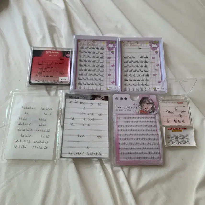 [BUNJANG] Assorted Eyelashes Bundle / 테무 알리 다이소 올리브영 속눈썹 일괄 판매