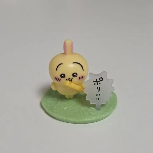 [BUNJANG] Chiikawa Usagi Choco Egg Figure / 치이카와 초코에그 우사기 단무지