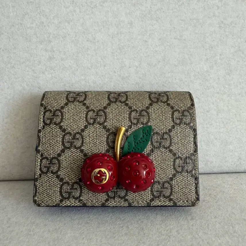 [BUNJANG] Gucci GG Cherry Wallet / [정품] 구찌 GG 체리 반지갑