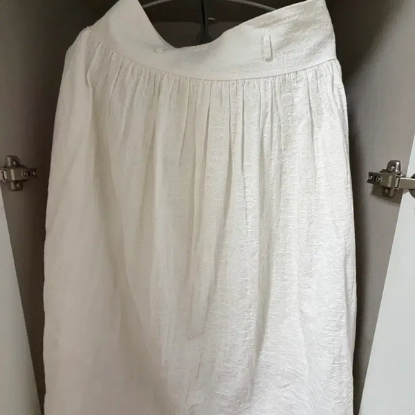[BUNJANG] Overtake White Skirt M / 오버테이크 overtake 화이트 스커트
