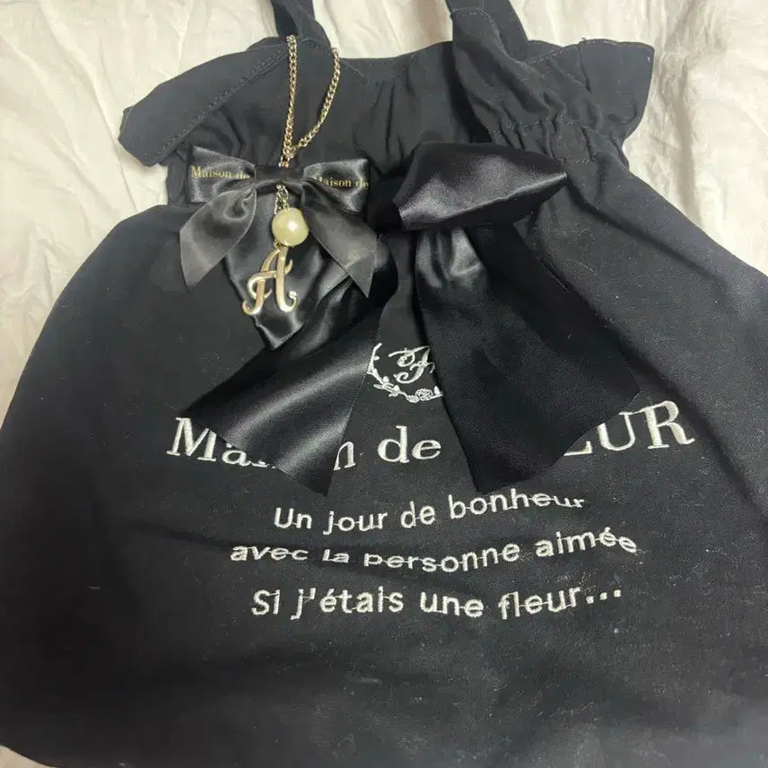 [BUNJANG] Maison de FLEUR Ribbon Shoulder Bag / 메종드플뢰르 리본 숄더백