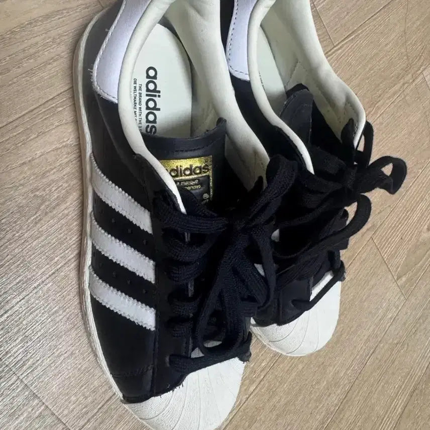 [BUNJANG] Adidas Superstar 82 Black White / (이번주만) 아디다스 슈퍼스타 82 블랙 화이트 240