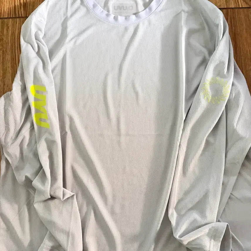 [BUNJANG] Uvu Running Long Sleeve Shirt / Uvu러닝롱슬리브