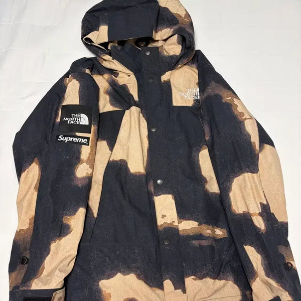 [BUNJANG] Supreme The North Face Bleached Denim Jacket / 슈프림 노스페이스 블리치드 데님 자켓