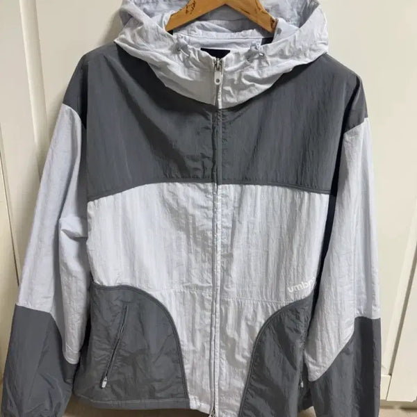 [BUNJANG] Umbro Windbreaker 2XL / 엄브로 바람박이 최상급