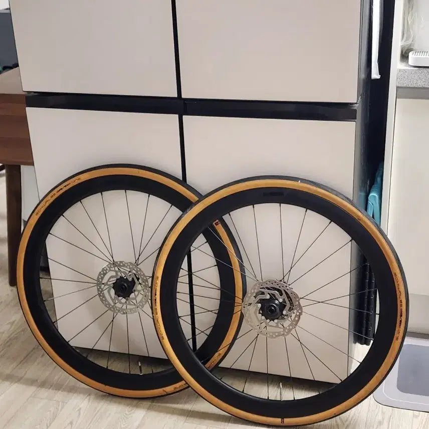 [BUNJANG] Merida Team SL 45 Disc Carbon Wheelset with Rotors & Sprocket / 메리다 팀 sl 45 디스크 카본휠셋 로터,스프라켓 포함