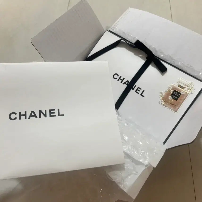 [BUNJANG] Chanel Gabrielle Body Lotion (Sealed) / 샤넬 가브리엘 바디로션 미개봉 단돈팔만원 배송비 제가 부담할게요