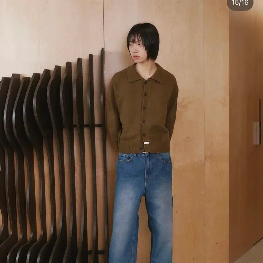 [BUNJANG] Wavyness Label Point Collar Cardigan Size 1 / 웨이비니스 카라가디건 1사이즈