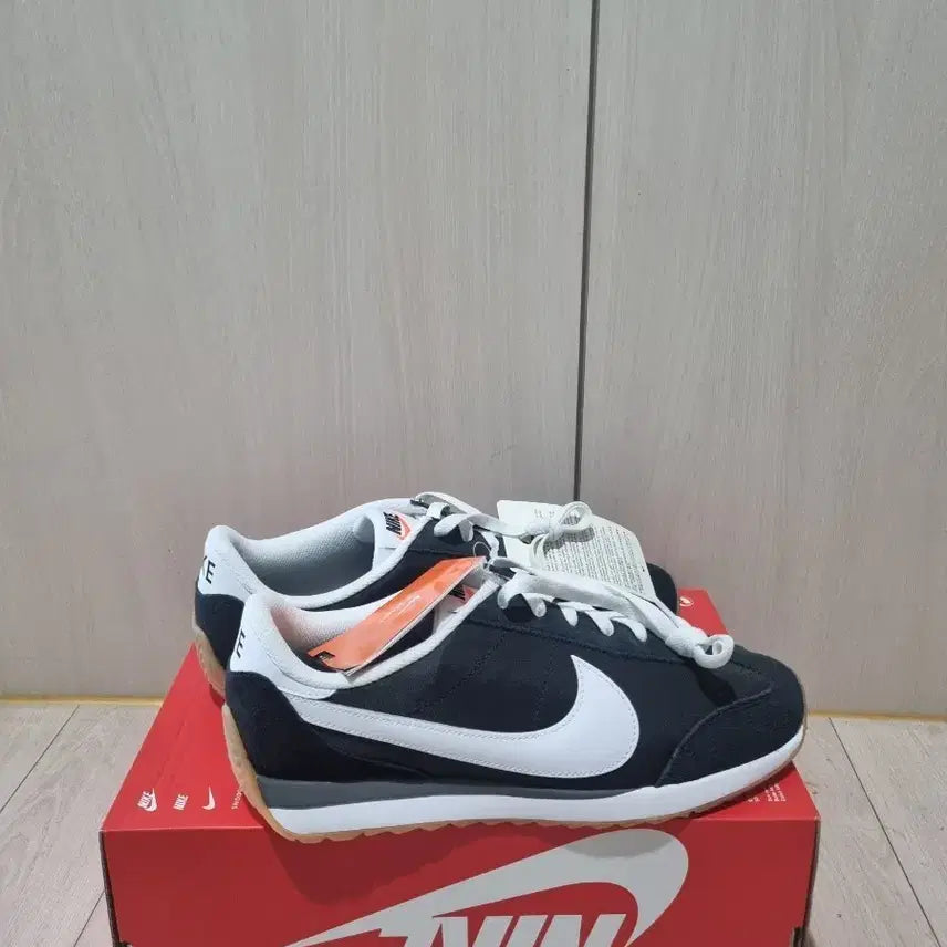 [BUNJANG] Nike Pacific Sneakers (280mm) / 미시착새상품)) 나이키 퍼시픽 운동화 280