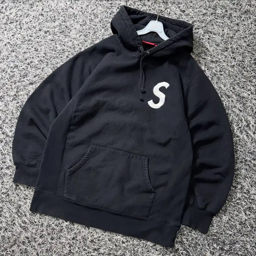 [BUNJANG] Supreme Logo Hoodie Black S / 슈프림 후드티 블랙 S 로고