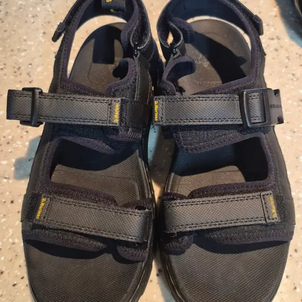 [BUNJANG] Dr. Martens Black Sandals / 닥터마틴 블랙 샌들
