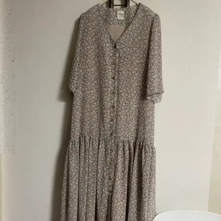 [BUNJANG] Flower V-Neck Long Dress / 플라워 브이넥 롱원피스 55-66 새상품