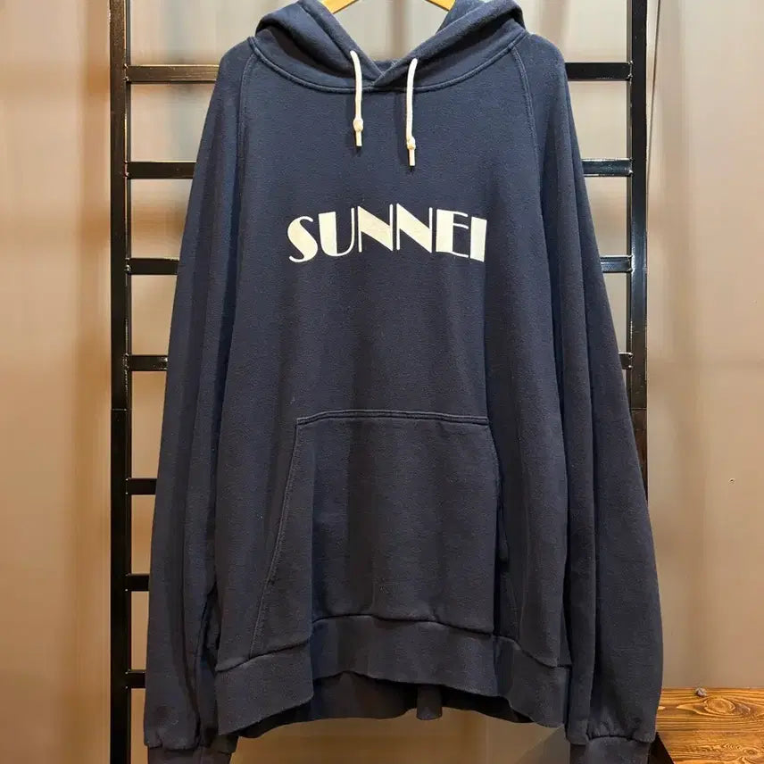 [BUNJANG] SUNNEI Big Logo Oversized Hoodie / [XL] 써네이 SUNNEI 빅로고 오버핏 후드티 4.9
