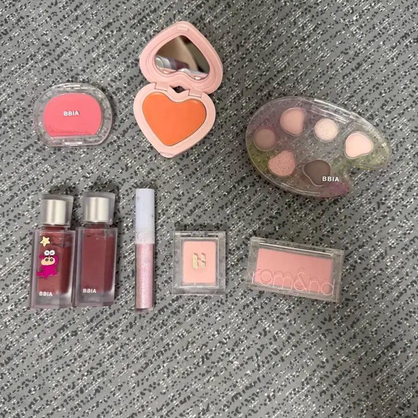 [BUNJANG] Bbia, AOU, Rom&nd, Holika Holika Cosmetics Bundle Set / 화장품 일괄 판매합니다