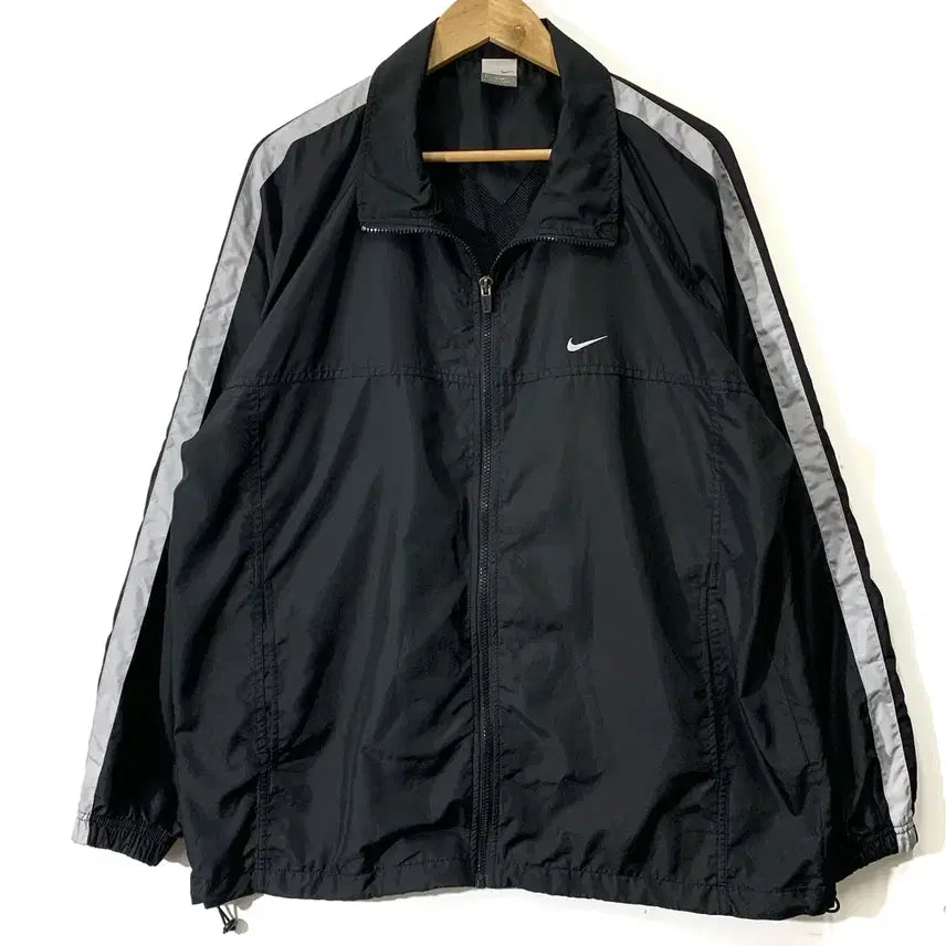 [BUNJANG] Nike Old School Sideline Black Windbreaker / 나이키 올드스쿨 사이드라인 블랙 바람막이