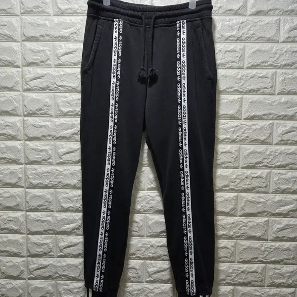 [BUNJANG] Adidas Logo Tape Cuff Jogger Pants / 아디다스 로고 테이프 커프 스웻 조거팬츠 27~29