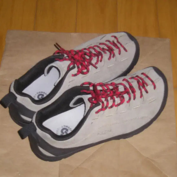 [BUNJANG] Keen Jasper 260 Beige Shoes / 킨 재스퍼 260 베이지 판매