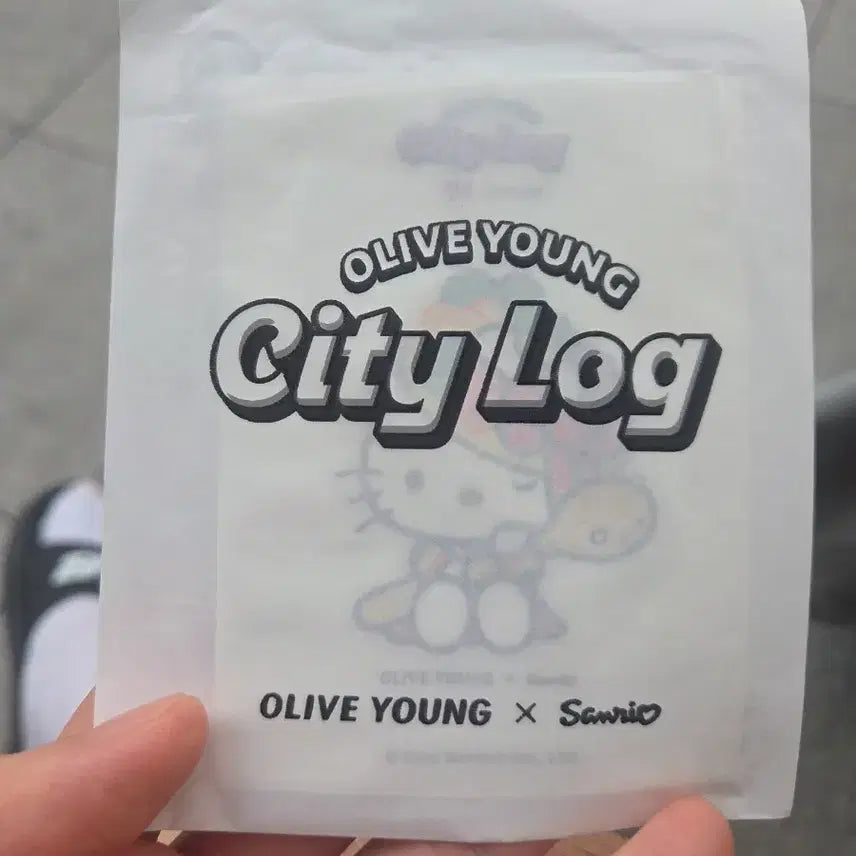 [BUNJANG] Olive Young Kitty Giant Remover Seal Sticker / 교환) 올리브영 키티 대왕 리무버씰 대왕띠부씰 스티커