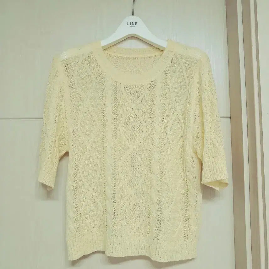 [BUNJANG] Pastel Yellow Knit Sweater (Size S/M) / 2회착용) 예쁜 파스텔옐로우 니트