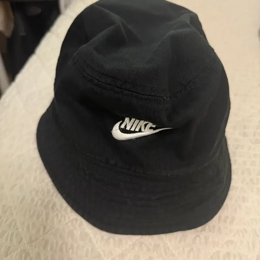 [BUNJANG] Nike Bucket Hat (M/L, Black) / 나이키 버킷햇 M/L 블랙