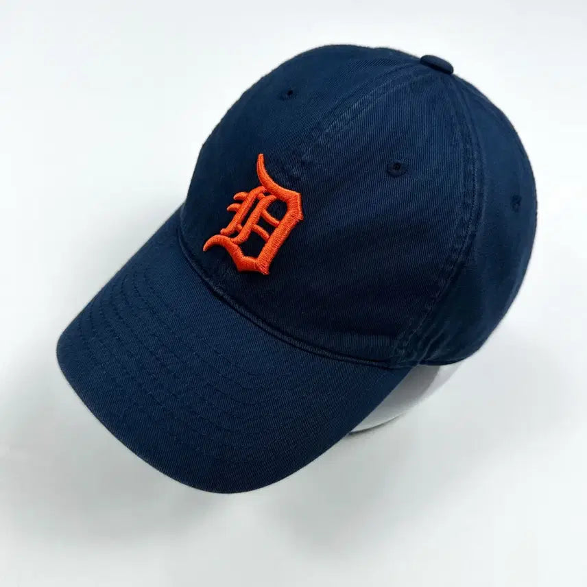 [BUNJANG] MLB Detroit Tigers Baseball Cap Navy / MLB 디트로이트 타이거즈 볼캡 모자 네이비