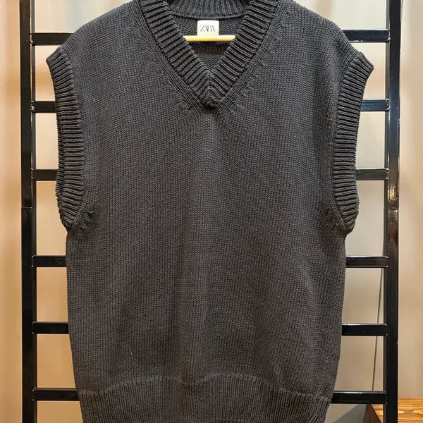 [BUNJANG] Zara V-Neck Oversized Knit Vest / [S-M] 자라 ZARA 브이넥 오버핏 니트 베스트 1.9