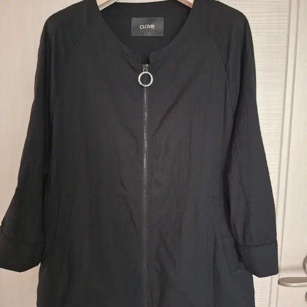 [BUNJANG] Clovis Black Zip-Up Jacket / 클로비스 블랙 집업 자켓