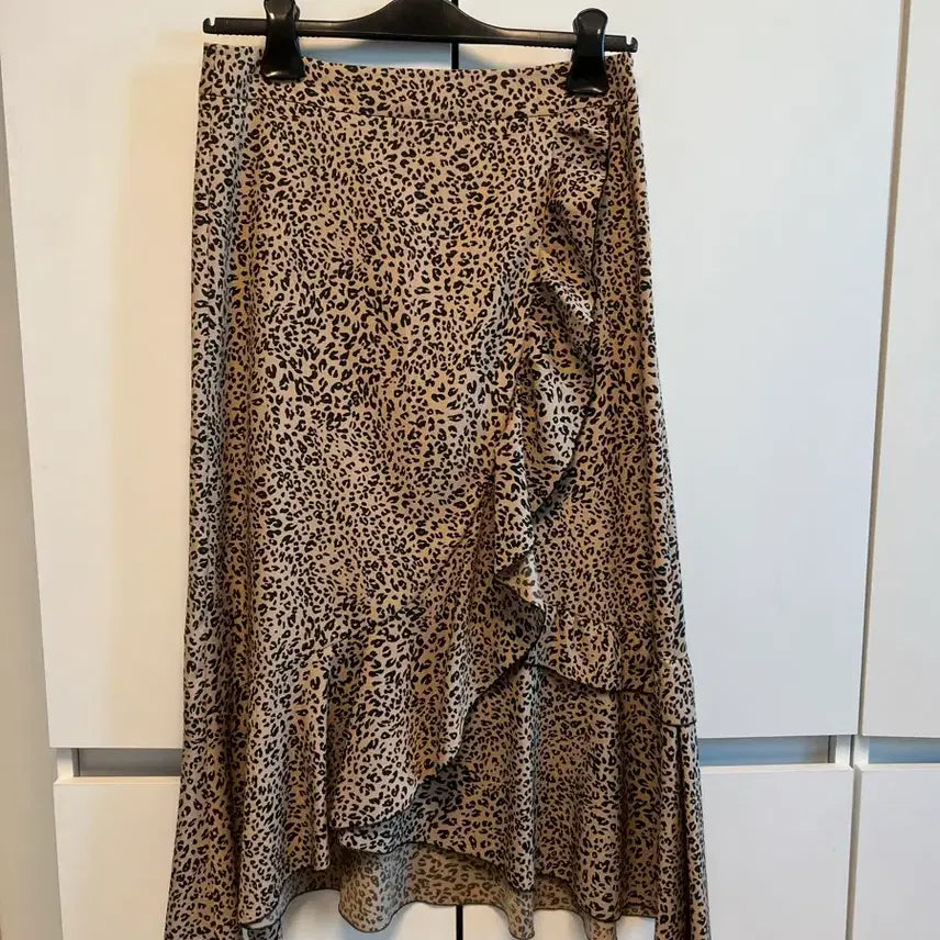 [BUNJANG] LIST Leopard Ruffle Skirt / LIST 리스트 호피 프릴 치마 스커트