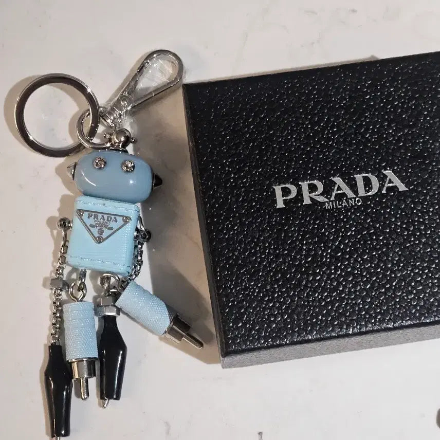 [BUNJANG] Prada Robot Keychain / (새상품) 프라다 로봇 키링