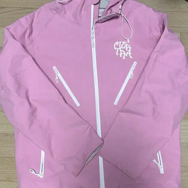 [BUNJANG] Mertra Pink Waterproof Monogram Shell Windbreaker / Mertra 머트라 핑크 waterproof 모노그램 쉘 바람막이 핑크