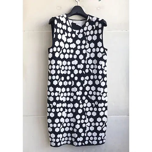 [BUNJANG] Calvin Klein Authentic Black & White Pattern Sleeveless Dress / 켈빈클라인 정품 -통통55.66/새거수준