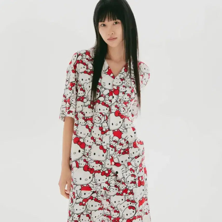 [BUNJANG] Hello Kitty x Junji Ito Pajama Set L / 헬로키티 이토준지 파자마 세트 L