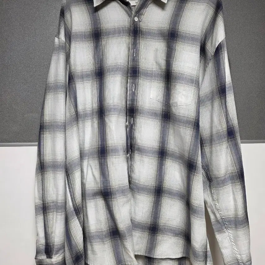 [BUNJANG] KAMIYA Ombre Shirt - Large / 카미아 옴브레셔츠 L 팝니다