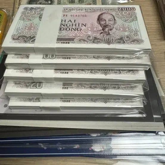 [BUNJANG] Vietnam 2000 Dong Banknotes (5 Bundles) / 베트남 2000동 지폐 5다발