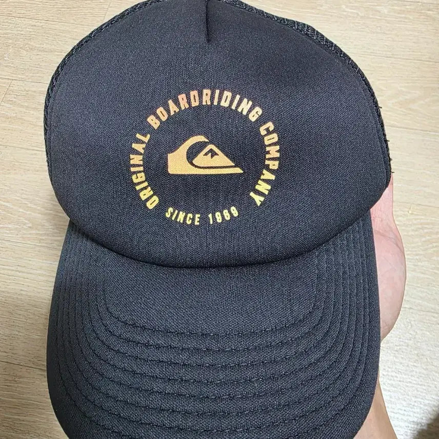 [BUNJANG] Quiksilver Mesh Trucker Cap / 퀵실버 메쉬 트러커 캡