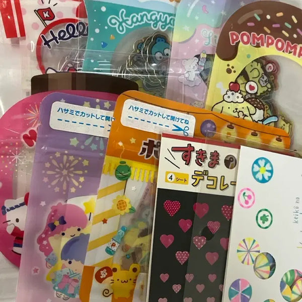 [BUNJANG] Sanrio Katachi Flake Seal Deco Sticker Set / 산리오 후레이크씰 카타치 katachi 씰 데코 스티커 세트