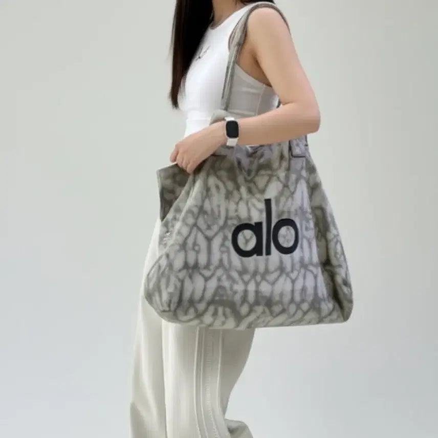 [BUNJANG] ALDO Iconic Shopper Tote Bag / 알로 아이코닉 쇼퍼 토트백