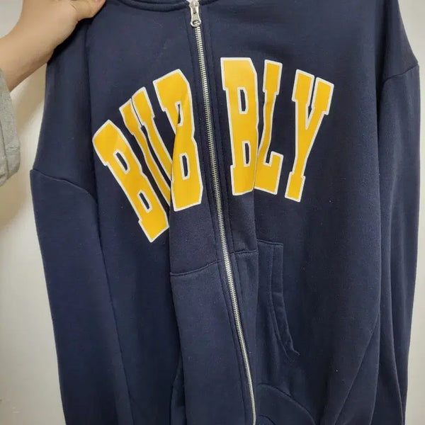[BUNJANG] Navy Hooded Zip-Up Jacket / 네이비색 후드 집업