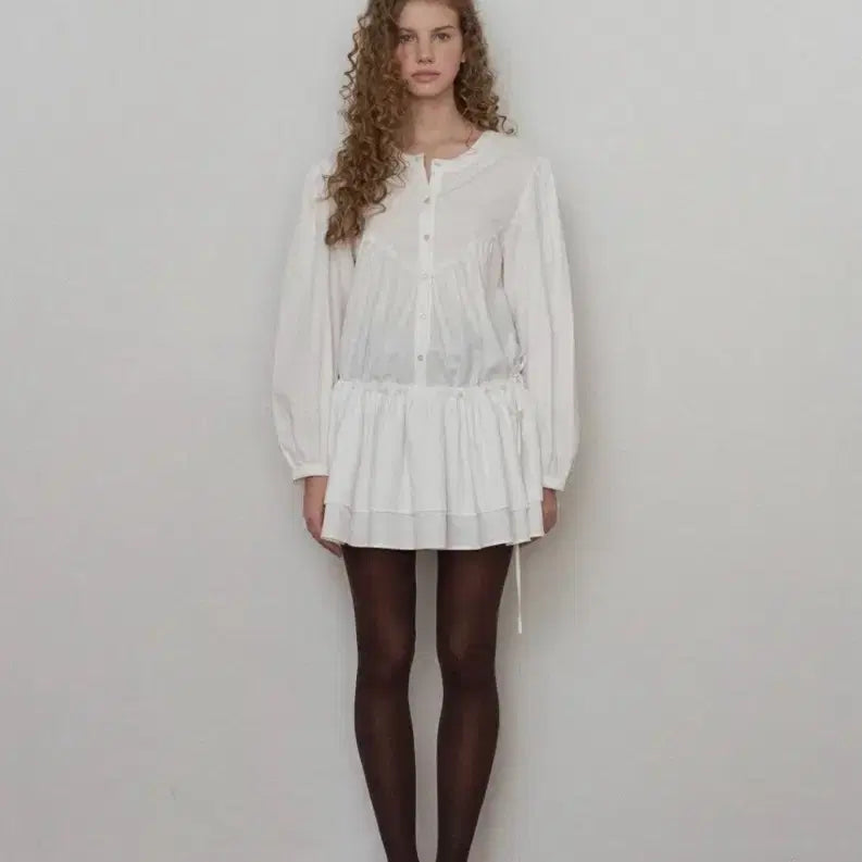 [BUNJANG] Somewhere Better Shirring Blouse / 썸웨어버터 셔링 블라우스