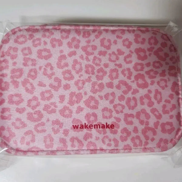 [BUNJANG] WAKEMAKE Hello Kitty Accessory Case (Sealed) / 웨이크메이크 헬로키티 악세서리 보관함(미개봉)판매합니다!