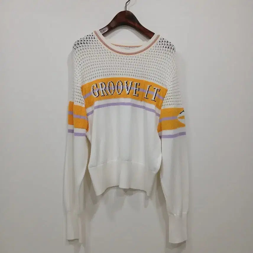 [BUNJANG] Egoist Lettering Punching Knit / 에고이스트 레터링 펀칭니트
