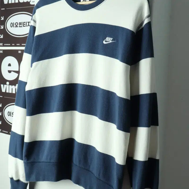 [BUNJANG] Nike City Boy Y2K Sweatshirt / (M-XL) 나이키 맨투맨 티셔츠 시티보이 Y2K 스웻-H38601